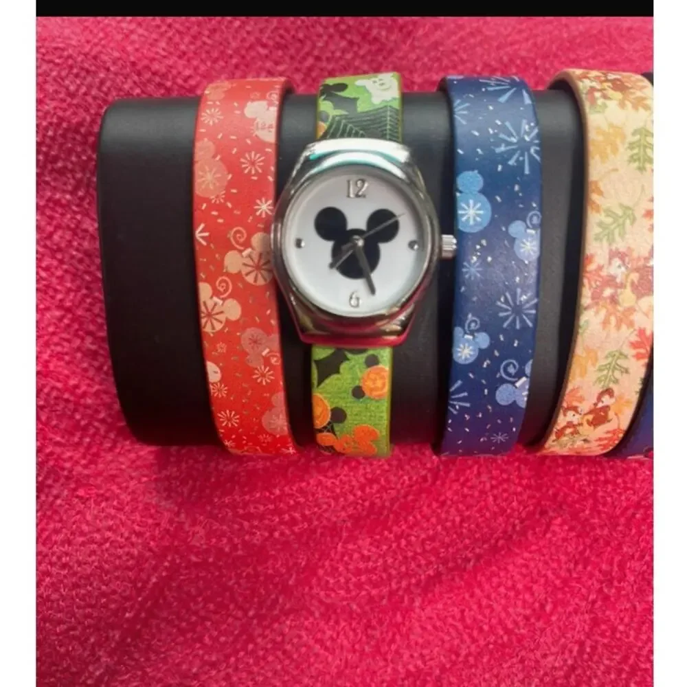 Disney Vintage Seasonal Watch Set w/ Several Bands